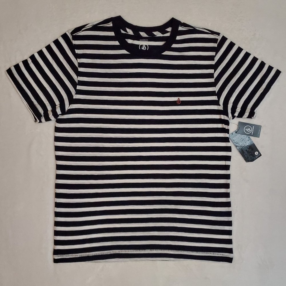 Volcom Men's Waters Stripe Crew Short Sleeve T-shirt - NWT